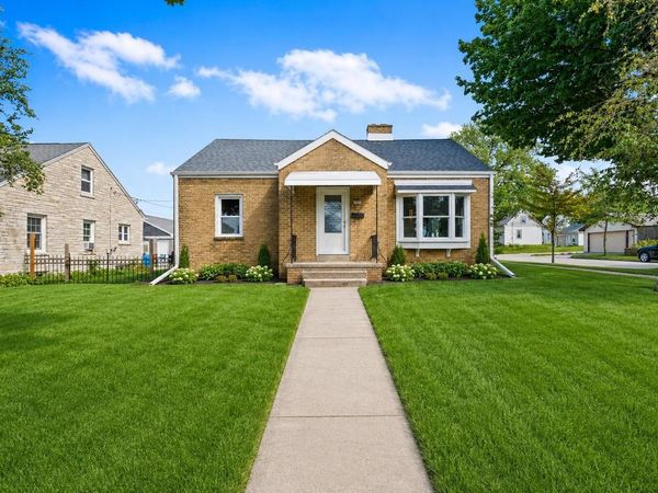 3972 S 5th PLACE, Milwaukee, WI 53207