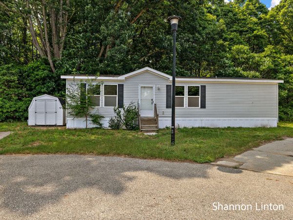 8783 Muirfield Drive, West Olive, MI 49460