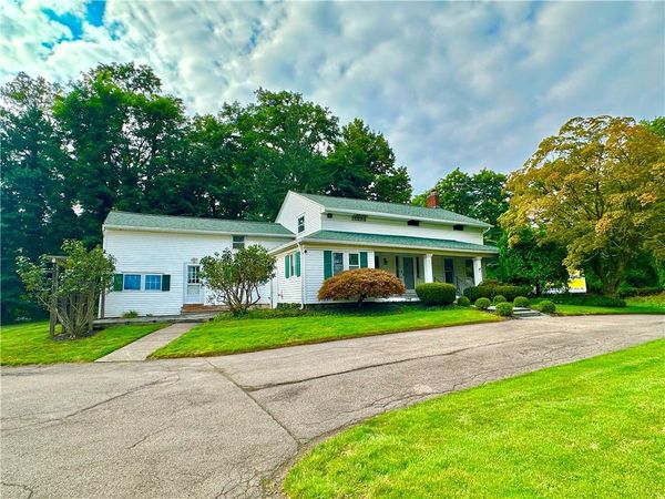 1253 Fairport Road , Fairport, NY 14450