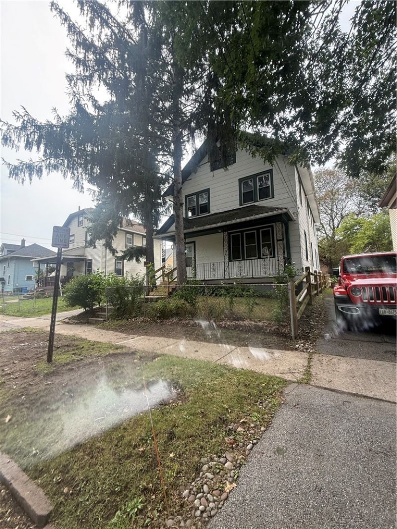 21 Crombie Street, Rochester, NY 14605 Main Photo