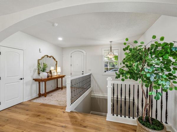 255 41st Street, Unit 162, West Des Moines, IA 50265