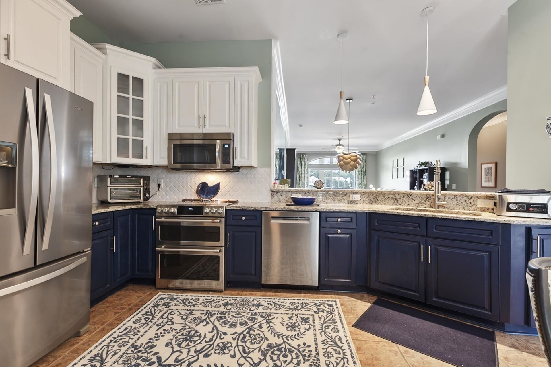 249 Venice Way  Photo 10
