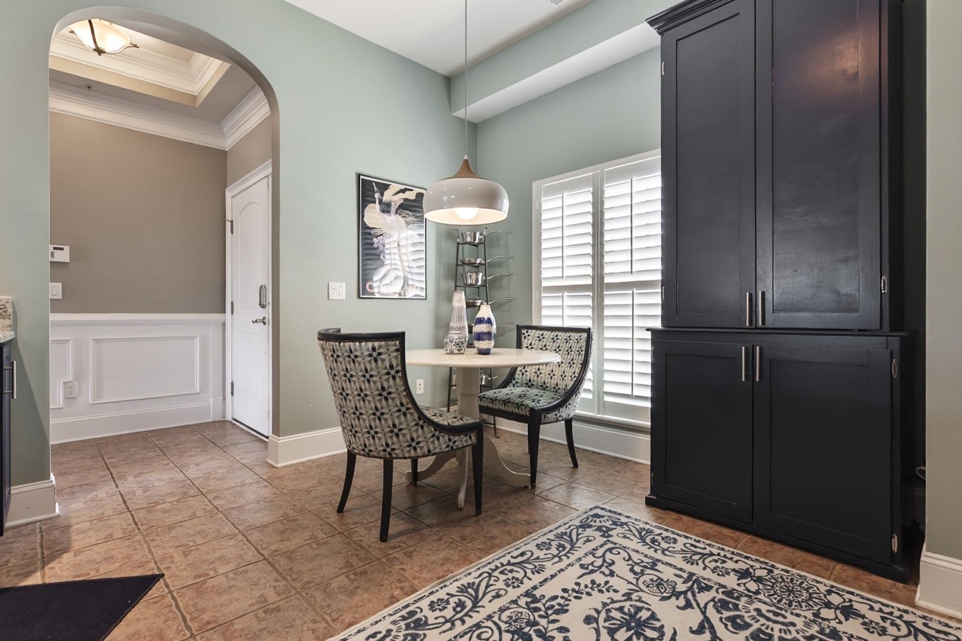 249 Venice Way  Photo 4