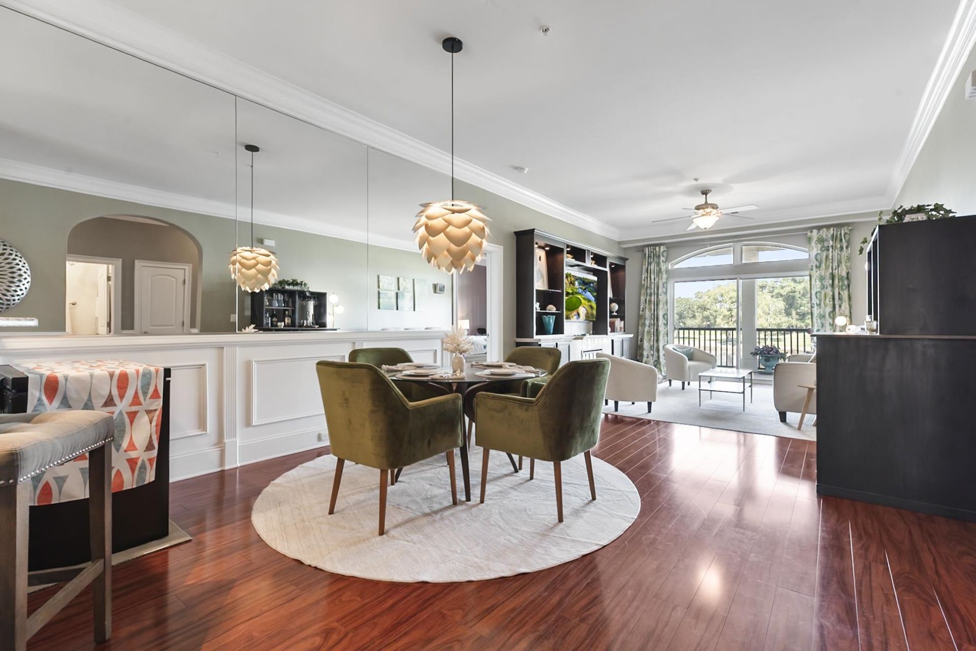 249 Venice Way  Photo 8
