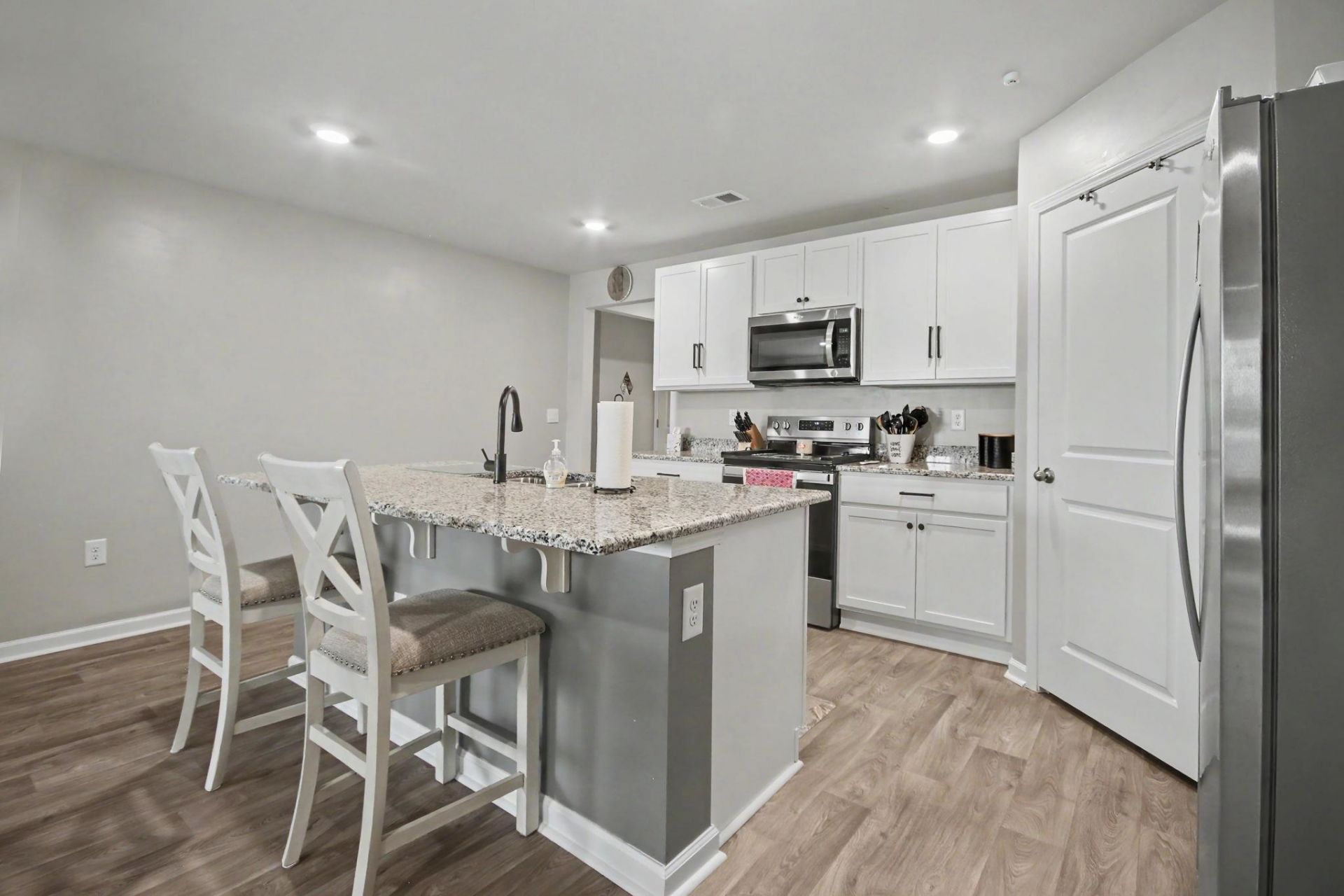 309 Acosta Circle  Photo 16