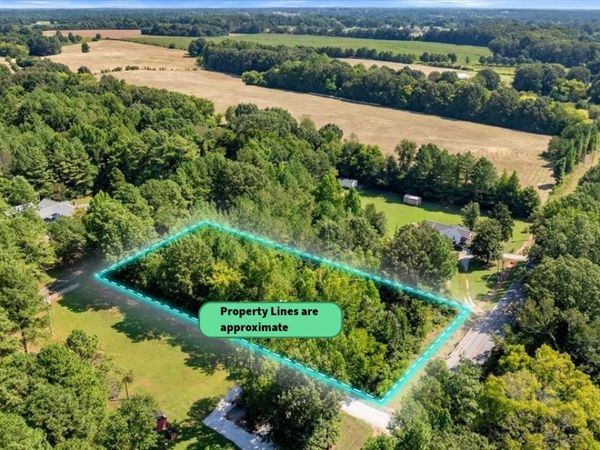 7609 Snake Rd, Athens, AL 35611