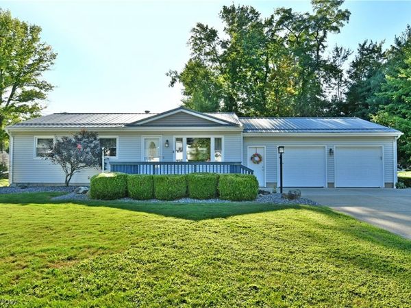602 Cedar Drive , Cortland, OH 44410