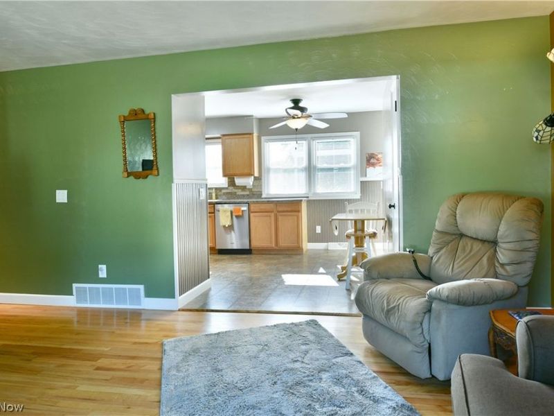 602 Cedar Drive, Cortland, OH 44410 Photo 13