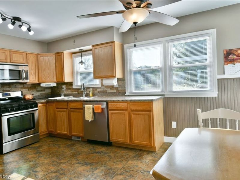 602 Cedar Drive, Cortland, OH 44410 Photo 15