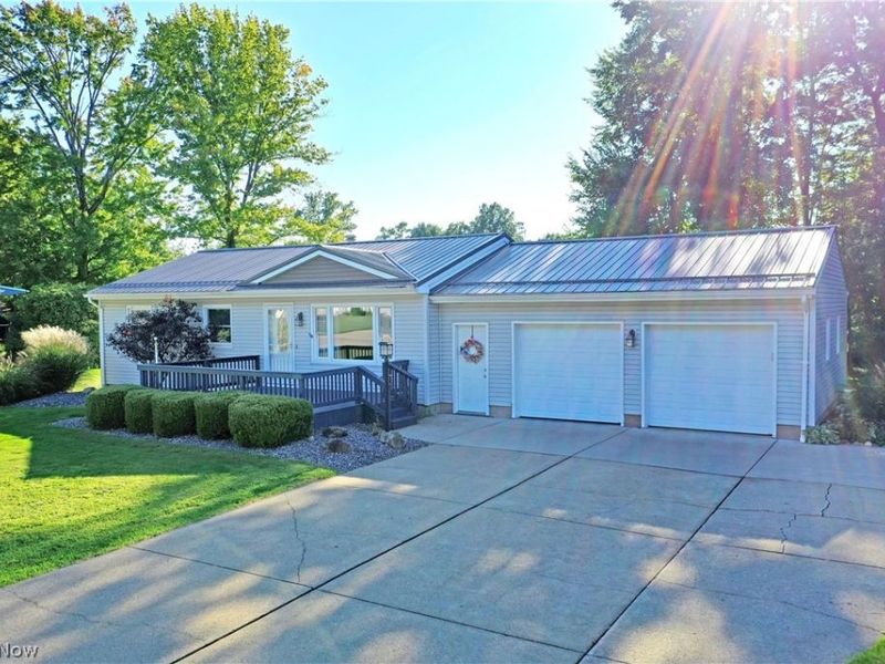602 Cedar Drive, Cortland, OH 44410 Photo 2