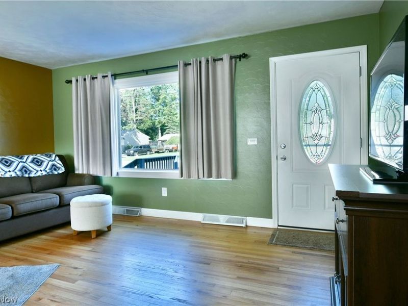 602 Cedar Drive, Cortland, OH 44410 Photo 9
