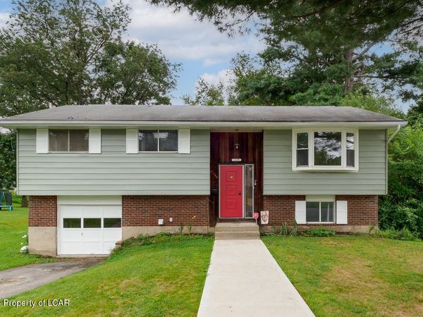 1259 Mine Street, Old Forge, PA 18518