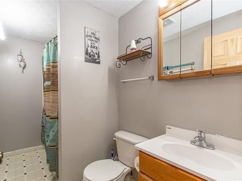 132 Valhalla Drive, Eaton, OH 45320 Photo 12