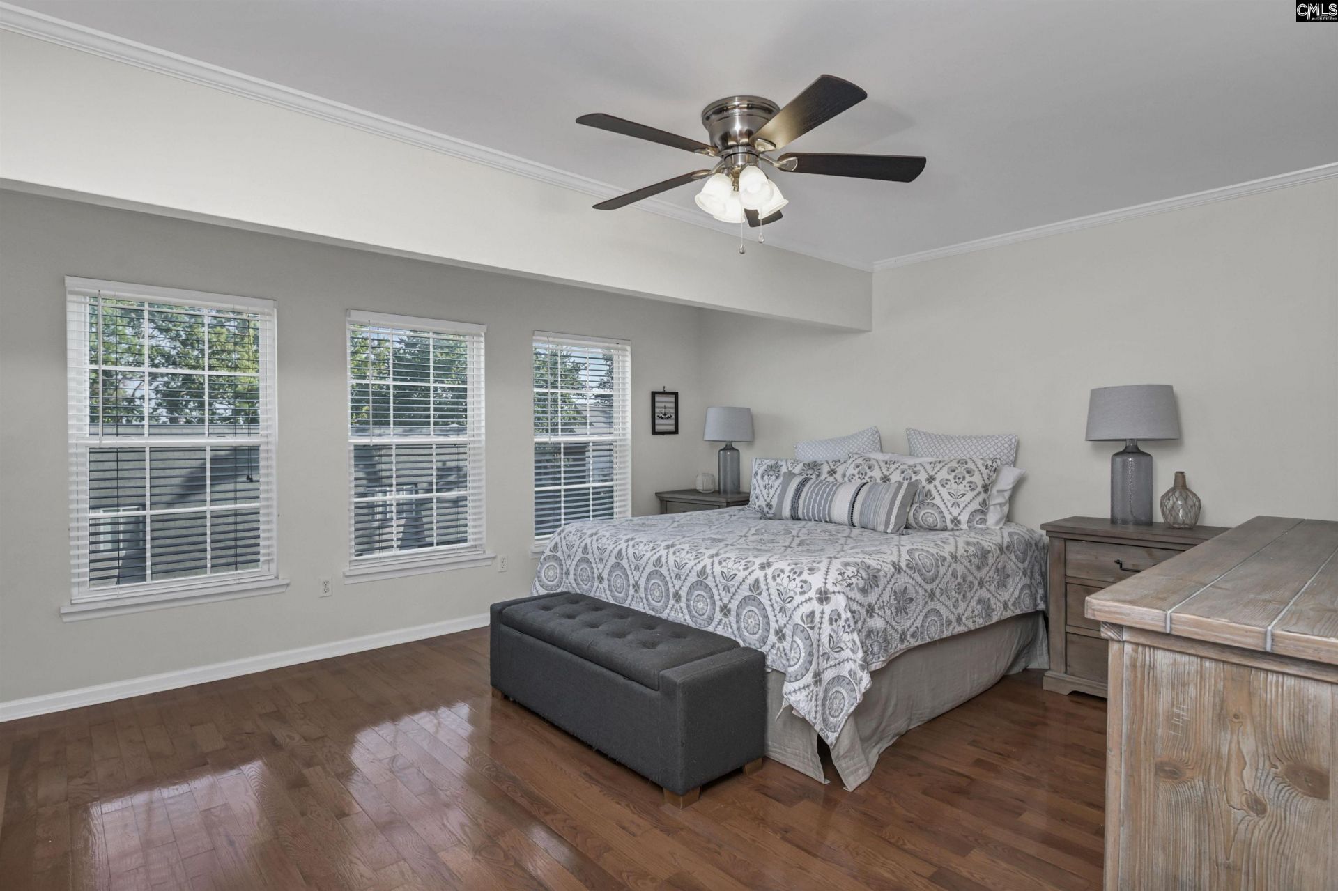 301 Harbor Heights Drive  Photo 13