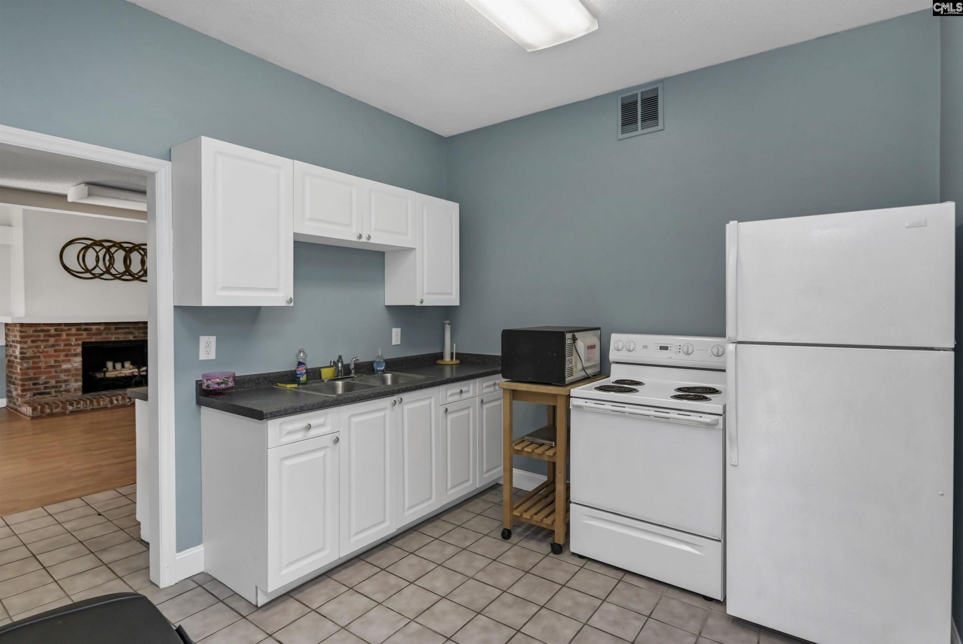 301 Harbor Heights Drive  Photo 23