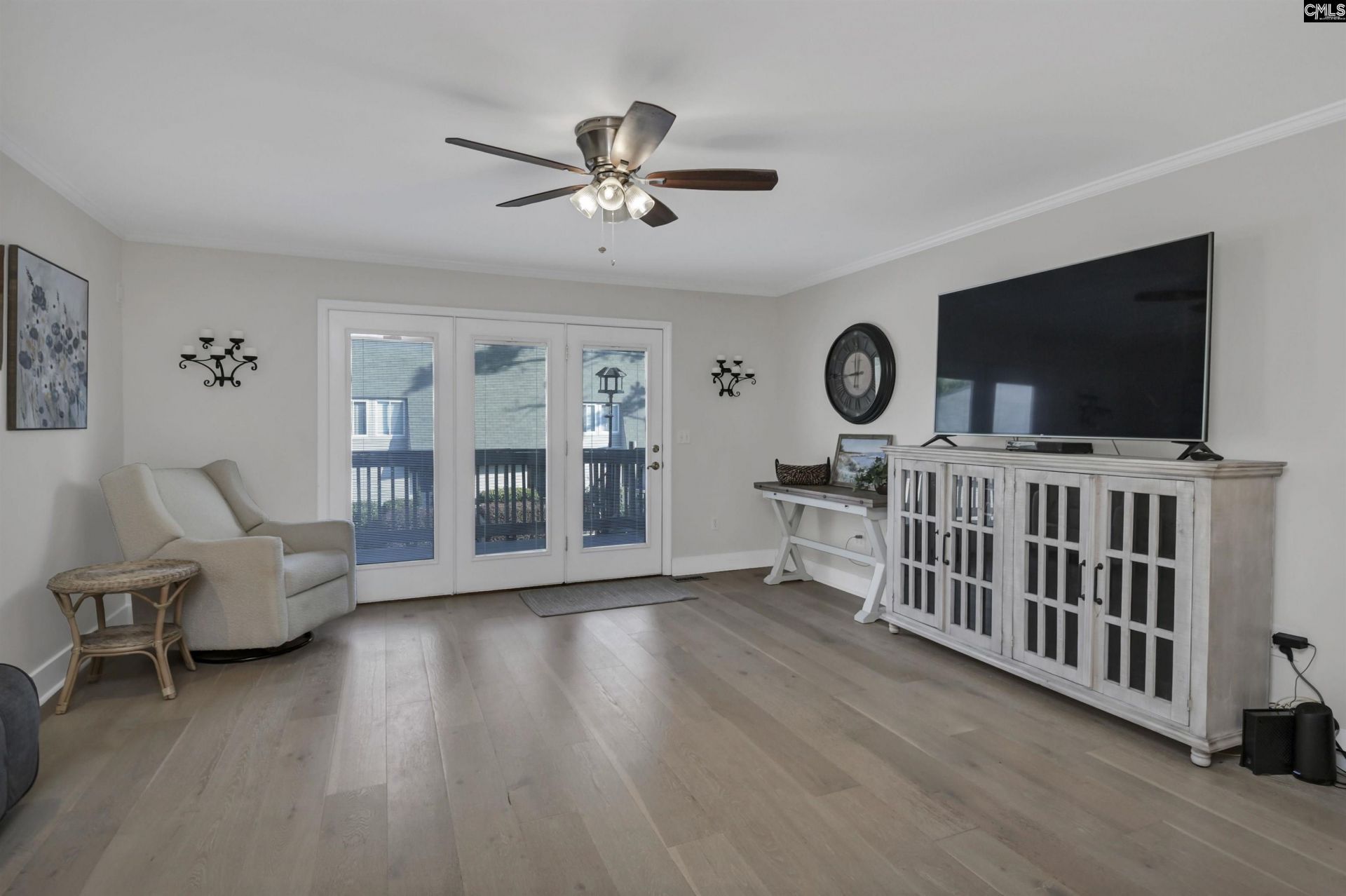 301 Harbor Heights Drive  Photo 8