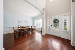 129 Bardwell Way  photo 4