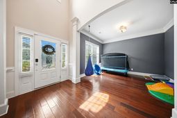 129 Bardwell Way  photo 4
