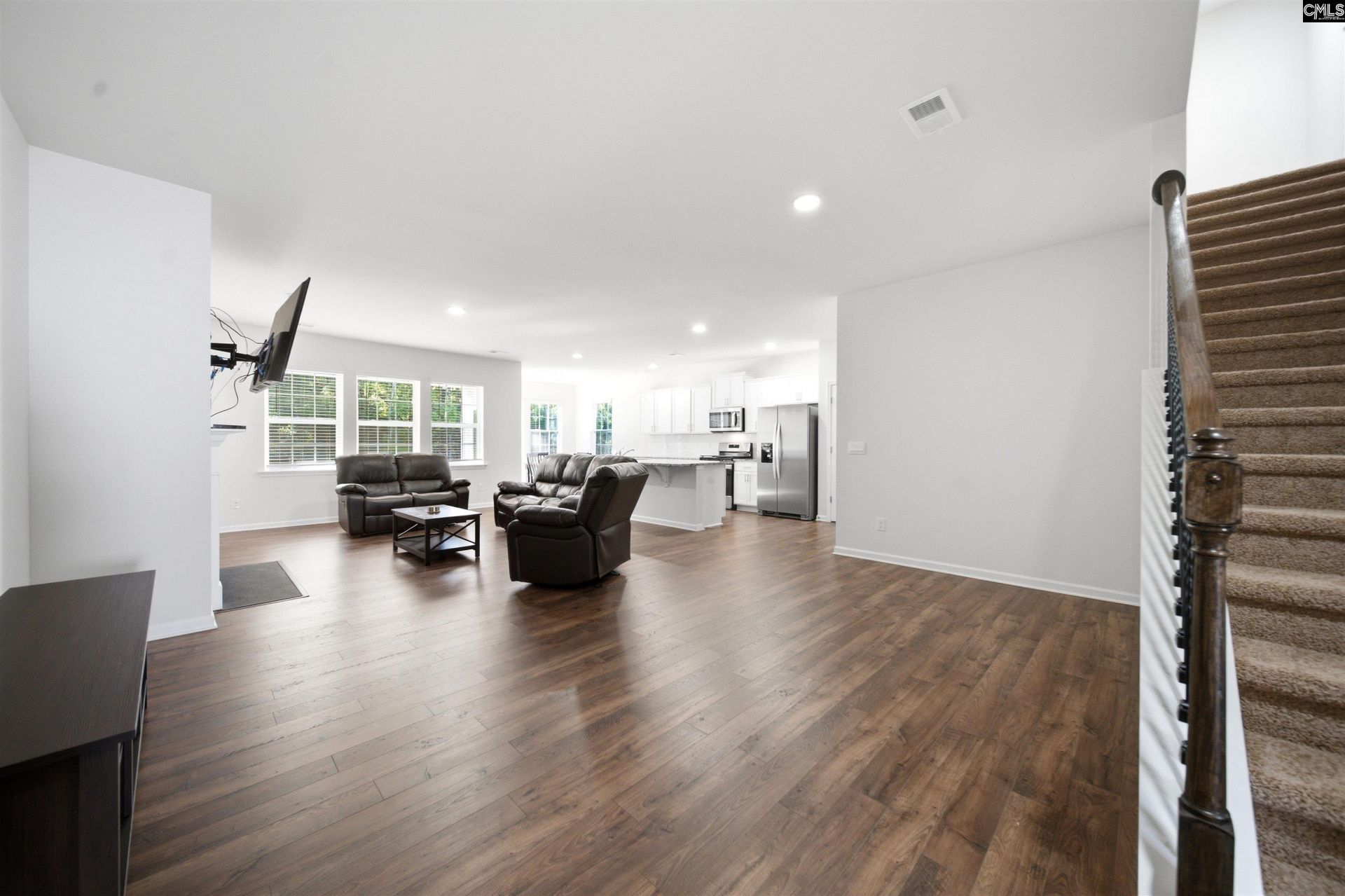 1229 Carnation Court  Photo 12