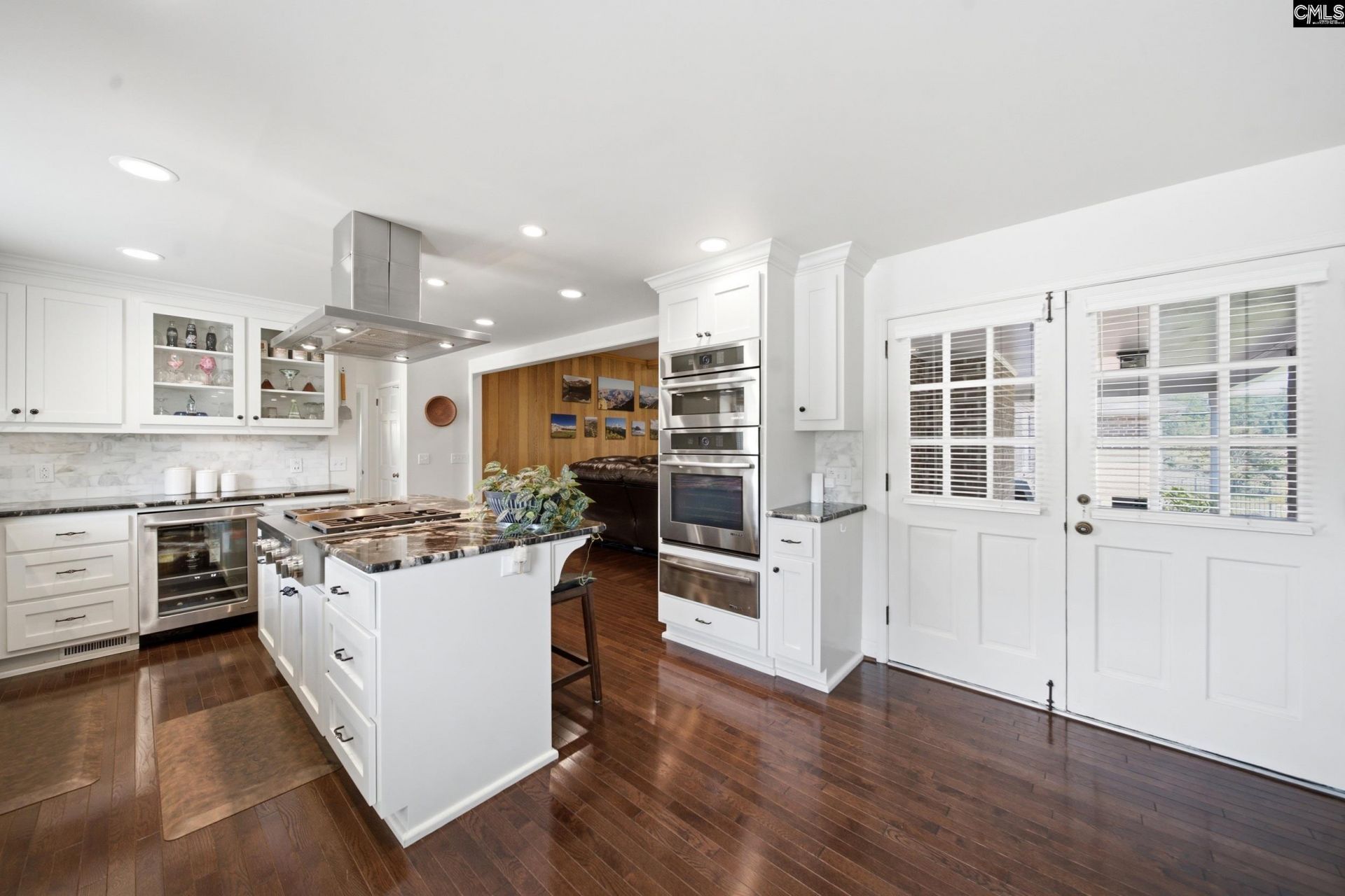 11 Park Shore Drive N Photo 21