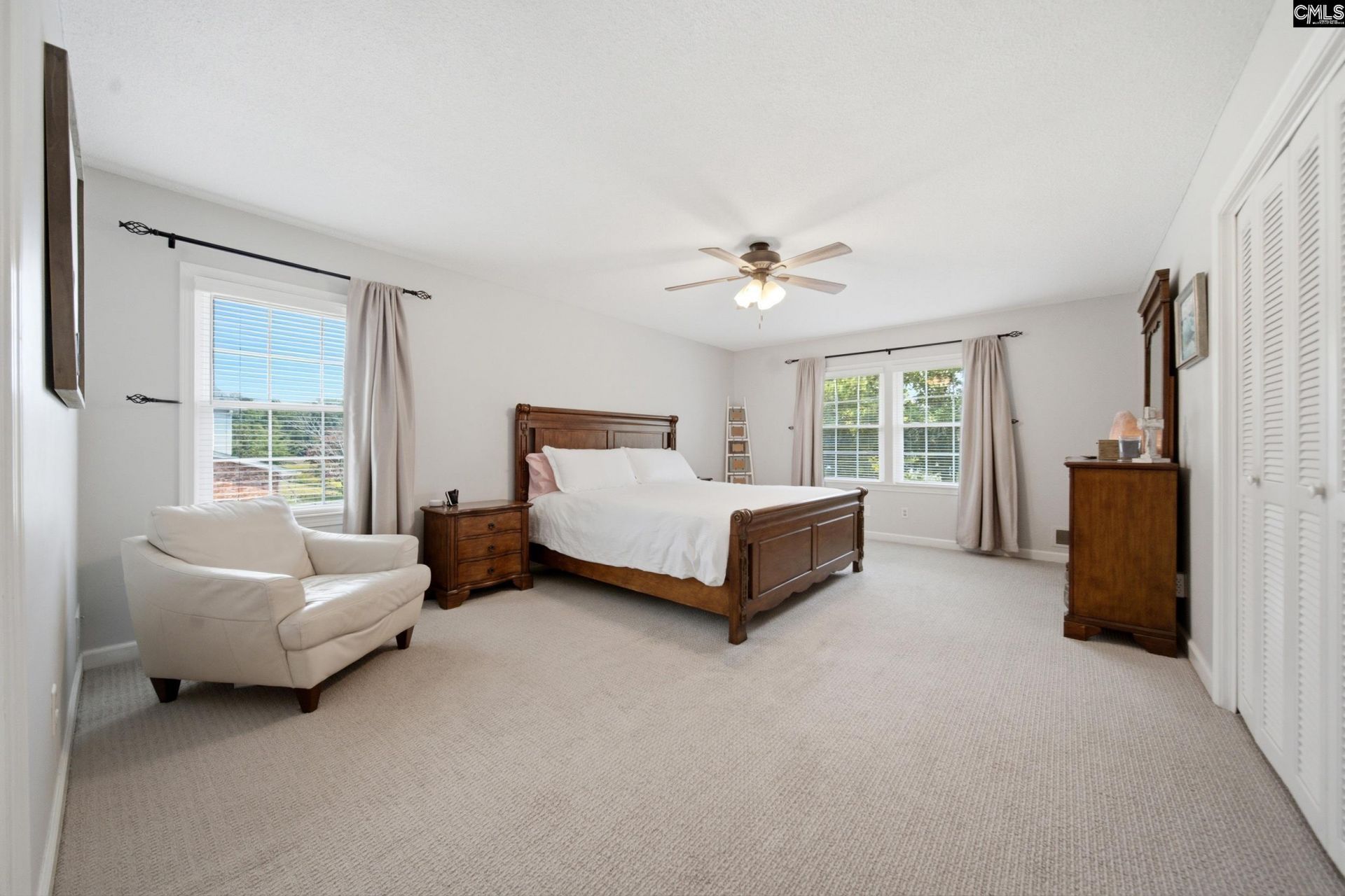 11 Park Shore Drive N Photo 23