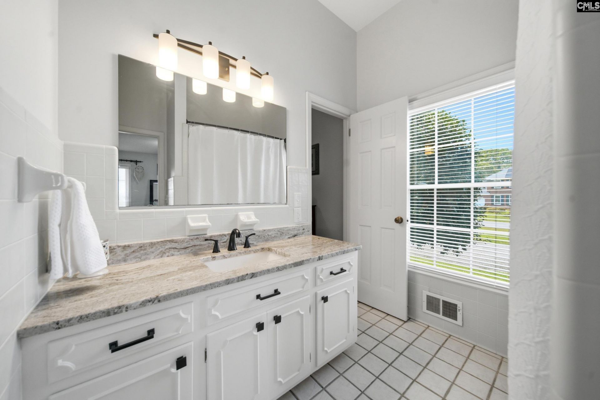 11 Park Shore Drive N Photo 32