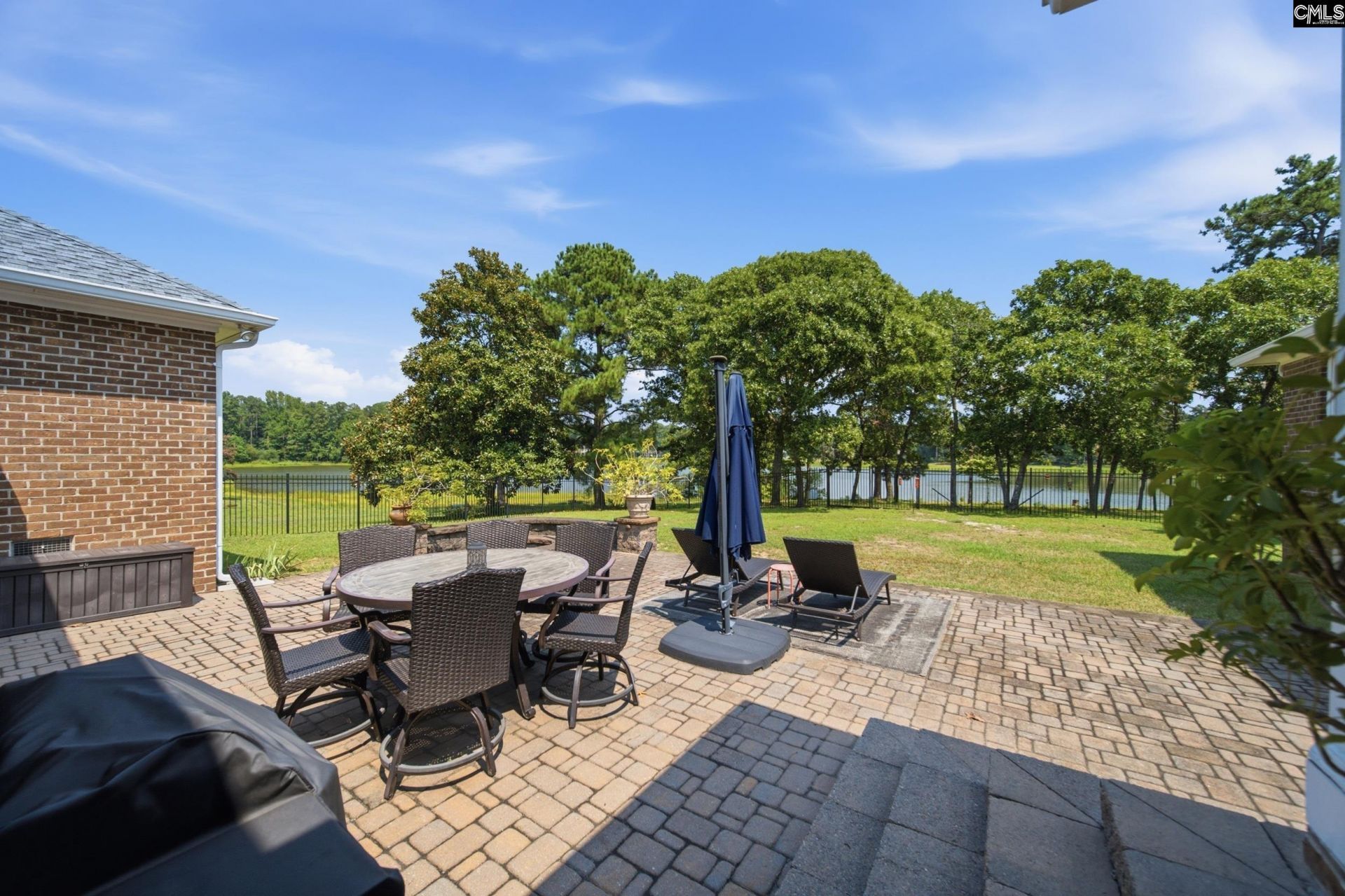 11 Park Shore Drive N Photo 40