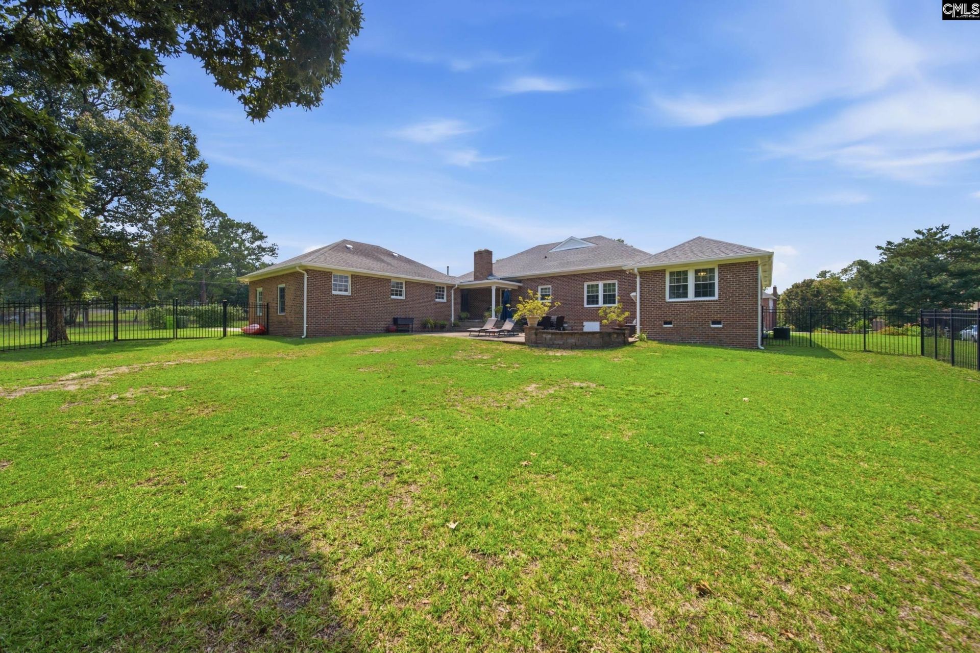 11 Park Shore Drive N Photo 43