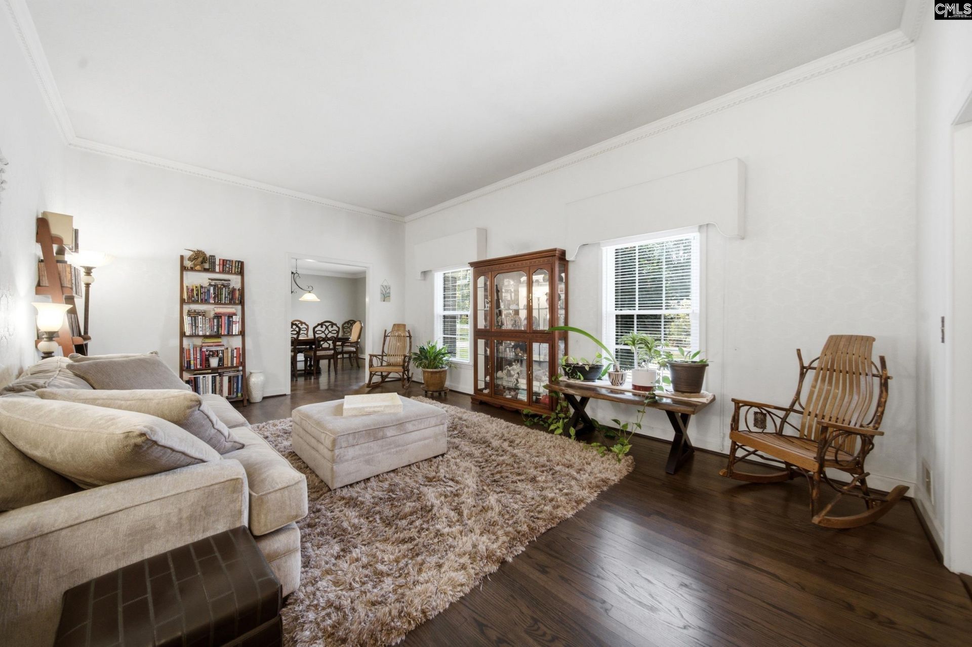 11 Park Shore Drive N Photo 6