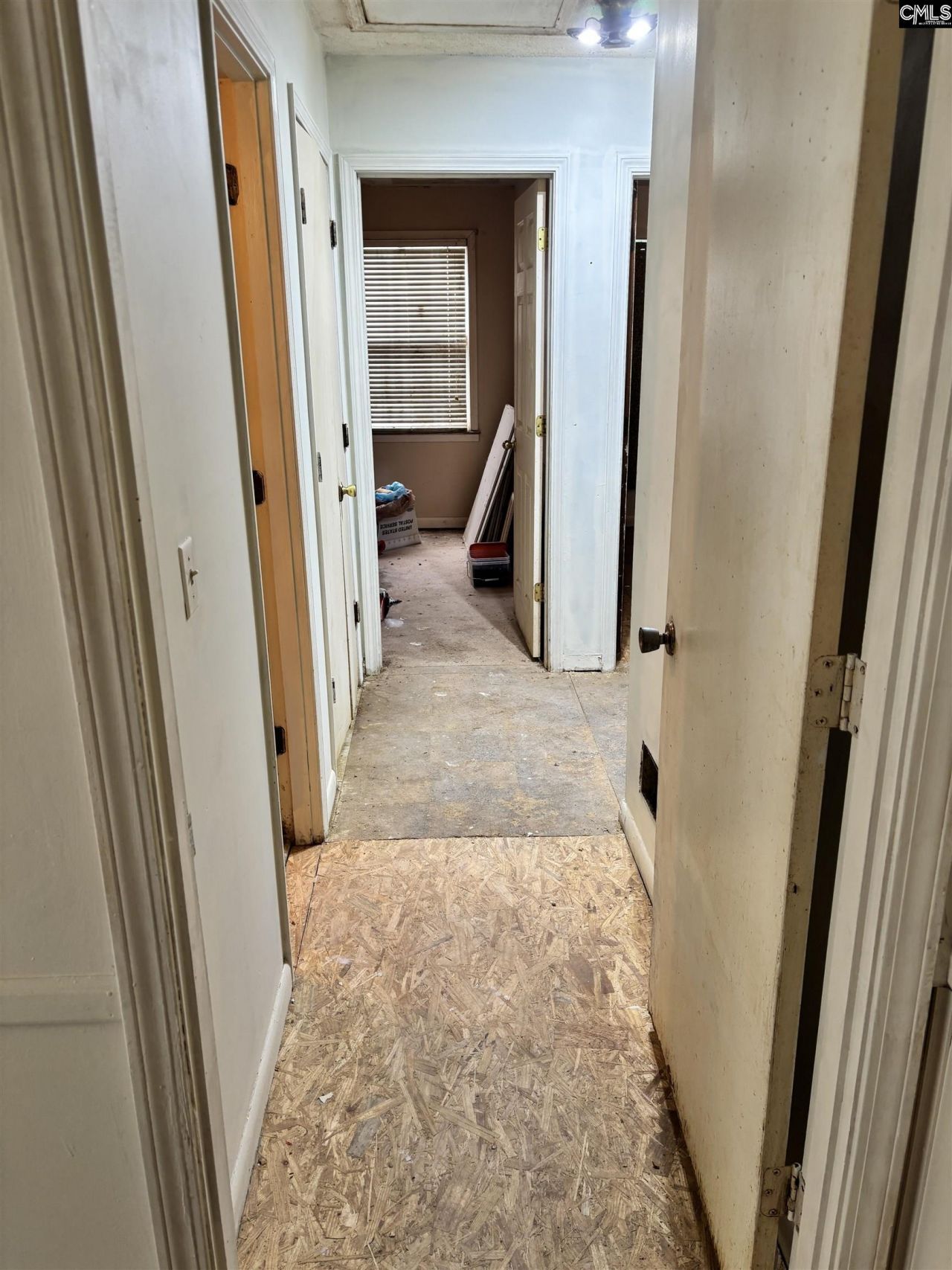 112 Harwood Drive  Photo 4