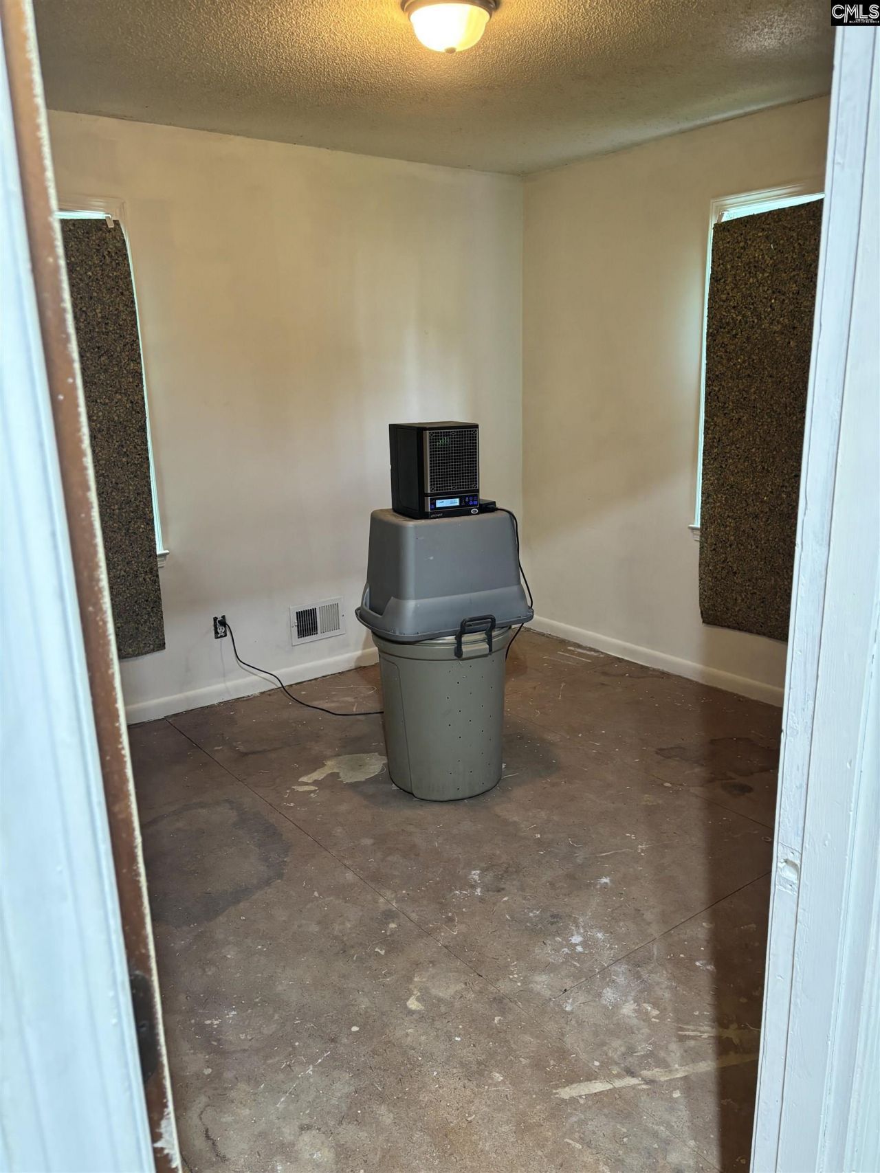 112 Harwood Drive  Photo 5
