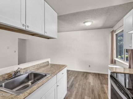 705 Jamaica Avenue, Unit APT 4, Reno, NV 89502 Photo