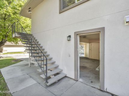 705 Jamaica Avenue, Unit APT 4, Reno, NV 89502 Photo