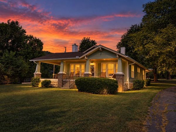 473 Old Woodbury Pike , Readyville, TN 37149