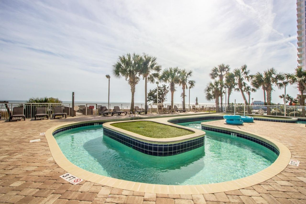 1702 N Ocean Blvd.  Photo 40