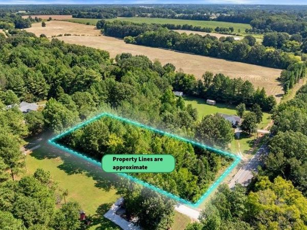 7609 Snake Rd, Athens, AL 35611