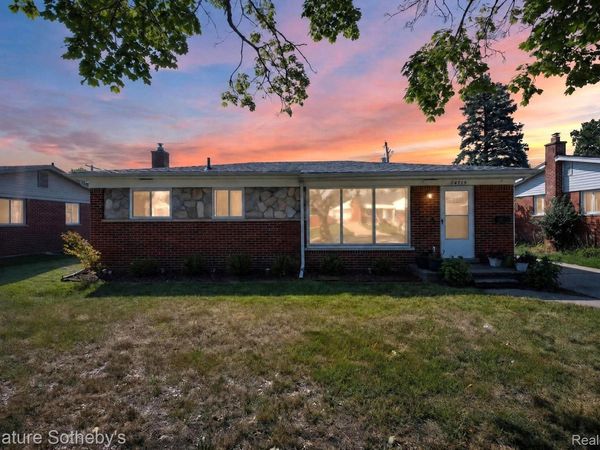 24715 Powers Avenue , Dearborn Heights, Mi 48125