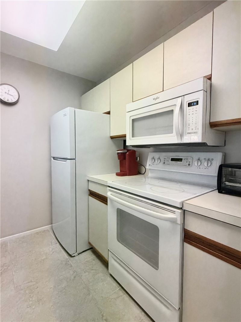 6 Plantation Drive, Unit 102, Vero Beach, FL 32966 Photo
