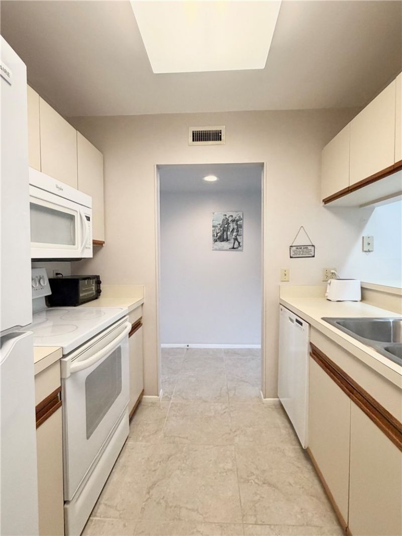 6 Plantation Drive, Unit 102, Vero Beach, FL 32966 Photo