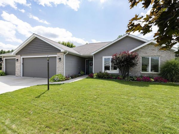 5405 N Sawgrass Lane, Leesburg, IN 46538