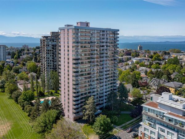 647 Michigan St , Unit #1106, Victoria, BC V8V 1S9