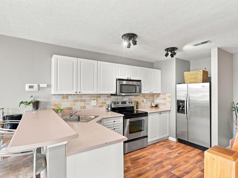 6058 Phar Lap Drive, Unit 17, New Albany, OH 43054 Photo 7