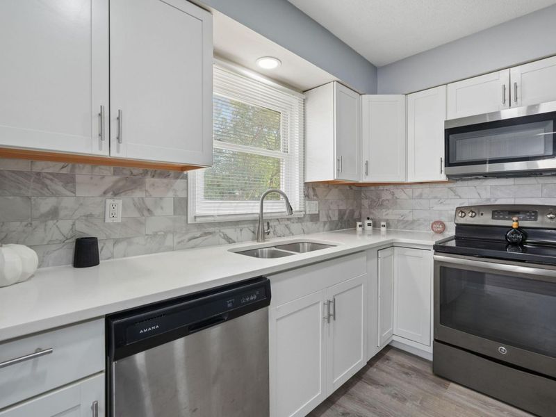 990 Reeb Avenue , Columbus, OH 43207 Photo 15