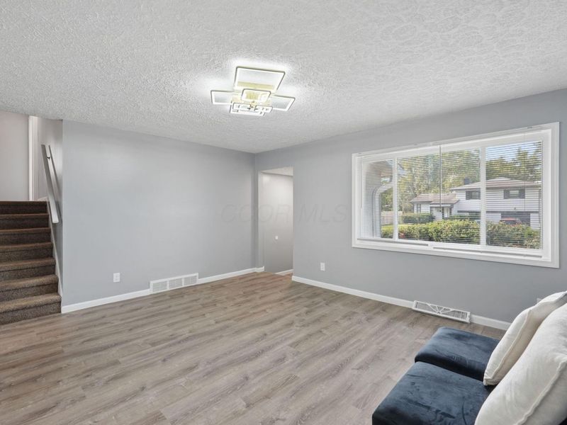 990 Reeb Avenue , Columbus, OH 43207 Photo 8