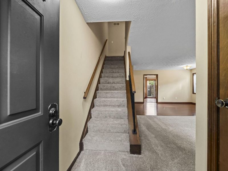 5347 Tartan Lane , Columbus, OH 43235 Photo 2
