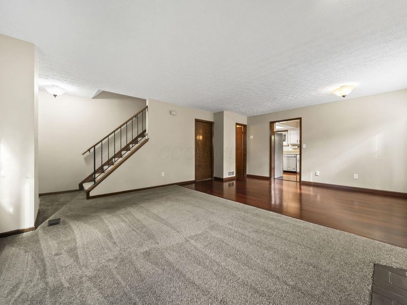 5347 Tartan Lane , Columbus, OH 43235 Photo 4
