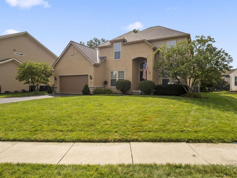 8302 Danbridge Way, Westerville, OH 43082 Photo 4