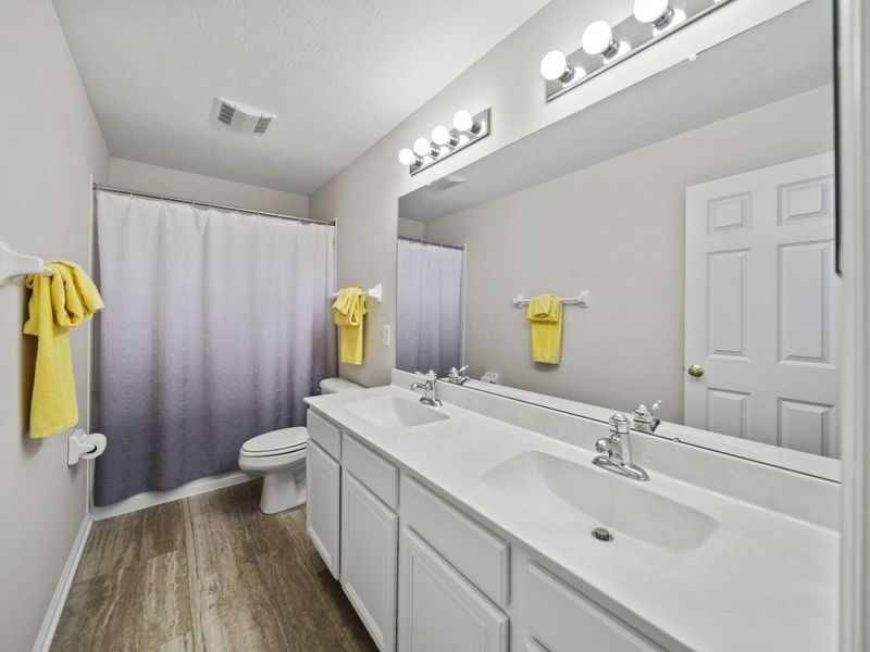 8302 Danbridge Way, Westerville, OH 43082 Photo 52