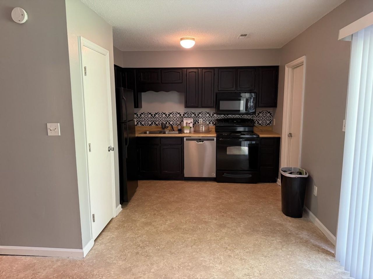 5718 Dogwood Circle Photo 12