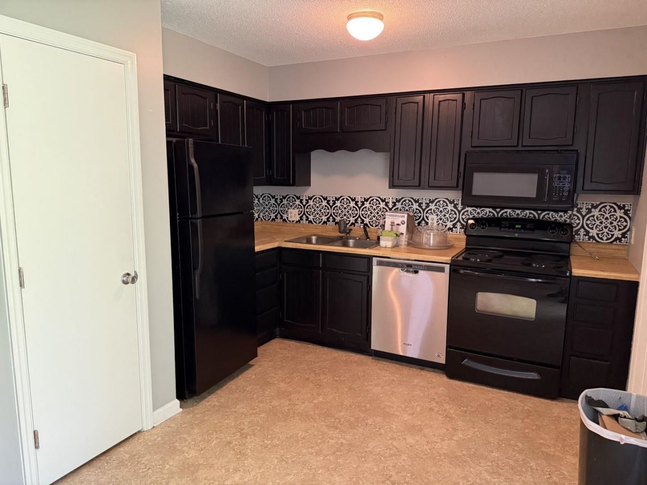 5718 Dogwood Circle Photo 13